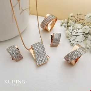 نیمست گوشواره و گردنی 10100005